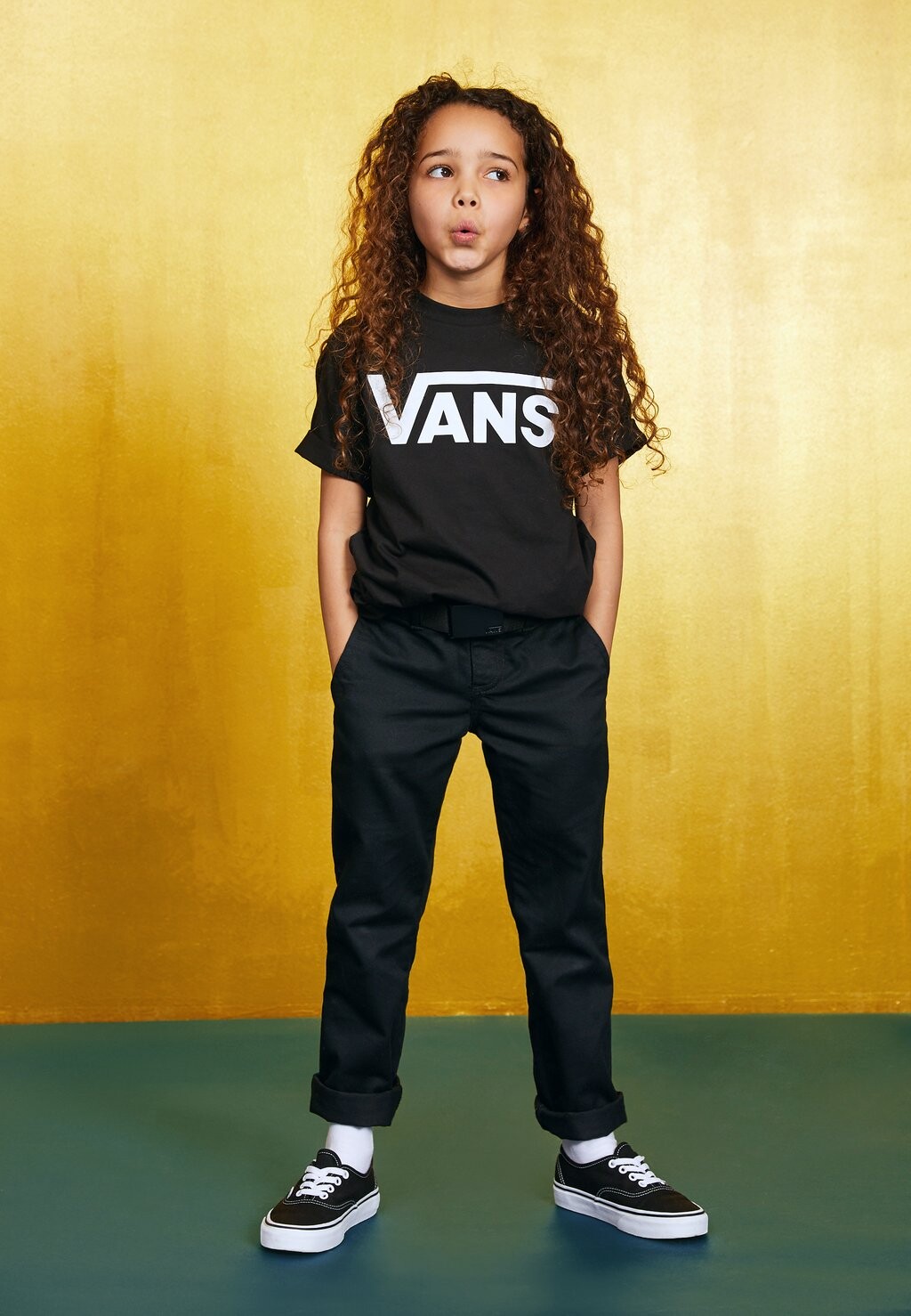 

Кроссовки низкие AUTHENTIC Vans, цвет black/true white