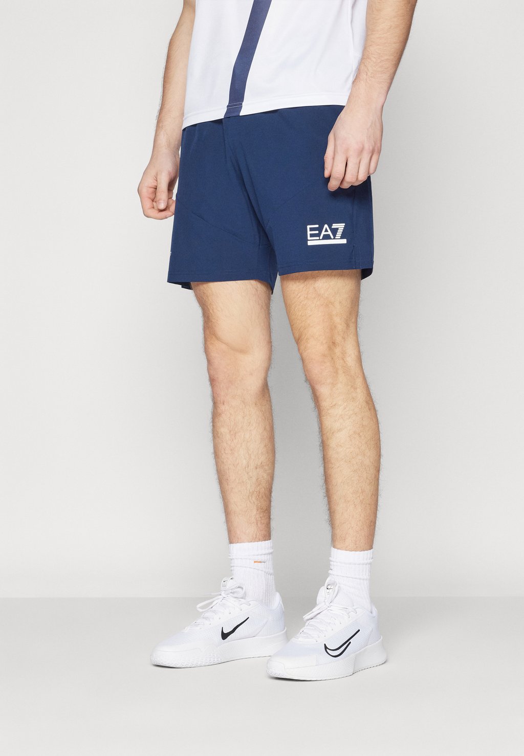 Спортивные шорты TENNIS PRO SHORTS EA7 Emporio Armani, цвет navy blue спортивные шорты shorts tennis players lacoste sport цвет navy blue