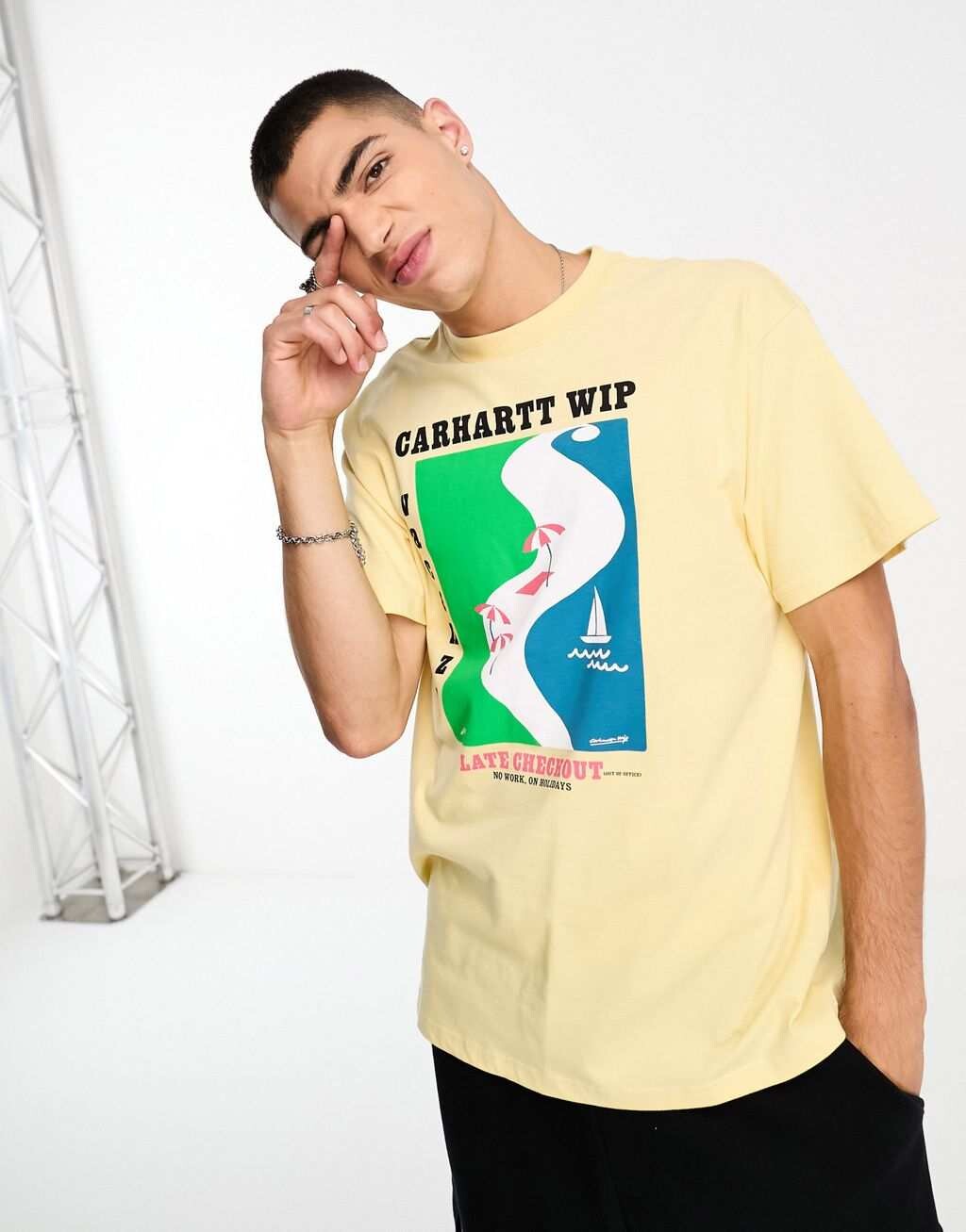 

Желтая футболка Carhartt WIP Vacanze