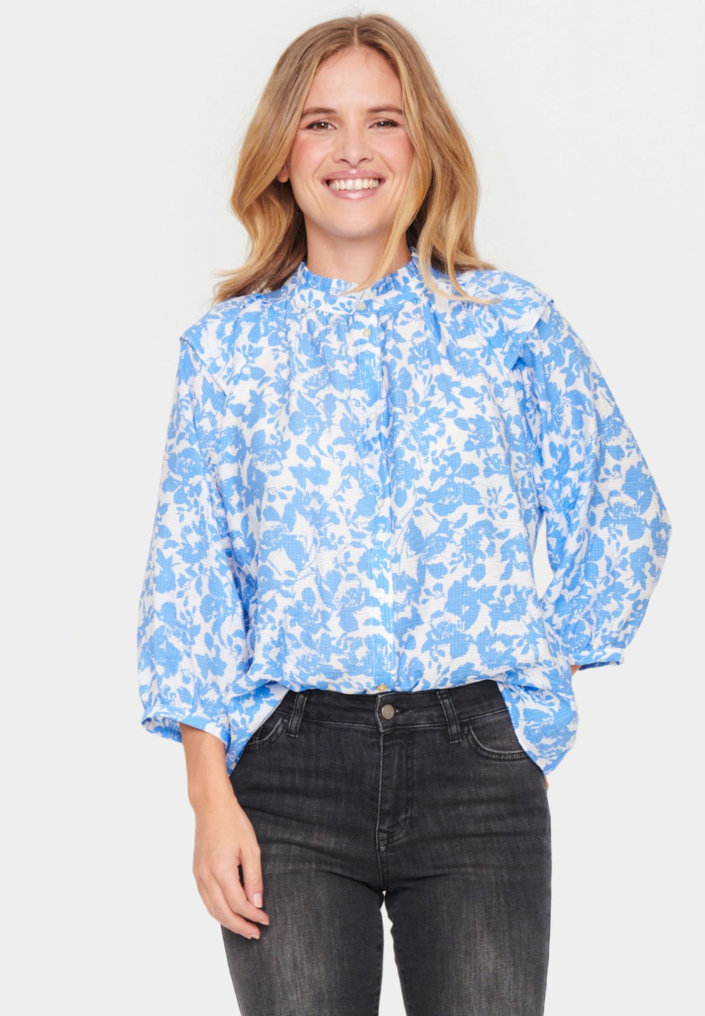 Блузка-рубашка Saint Tropez, цвет ultramarine porcelain blooms блузка рубашка tilli saint tropez цвет ice