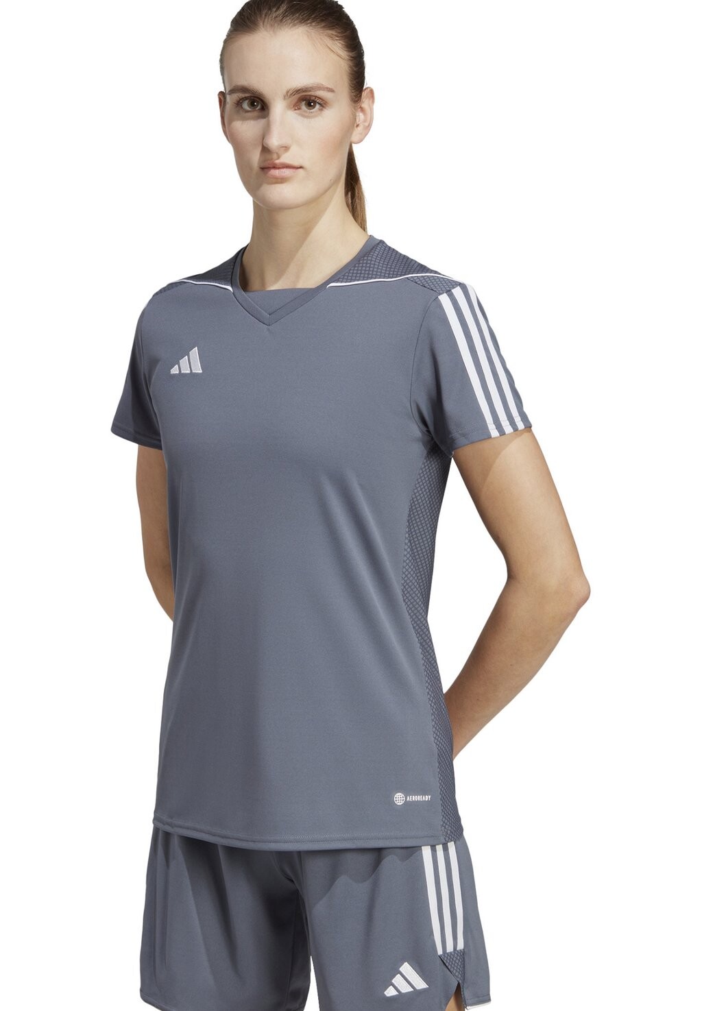 

Спортивная футболка Adidas, Серый