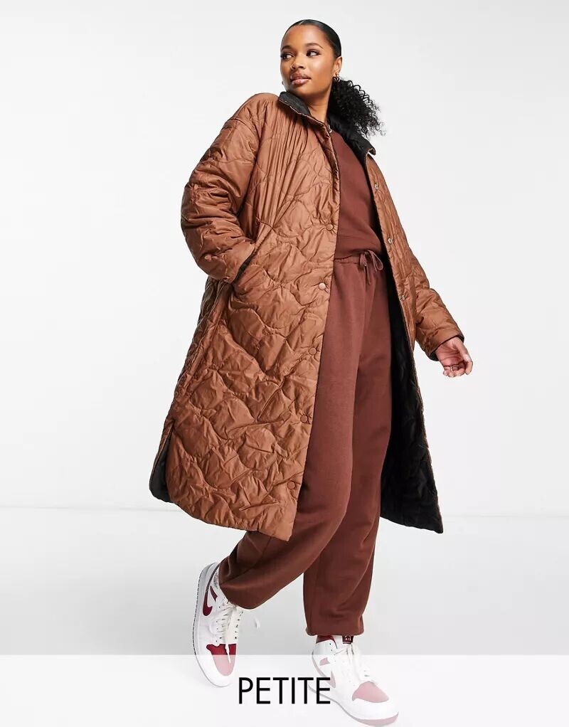 

Черно-коричневое двустороннее пальто Vero Moda Petite с воротником стойкой и стеганым узором