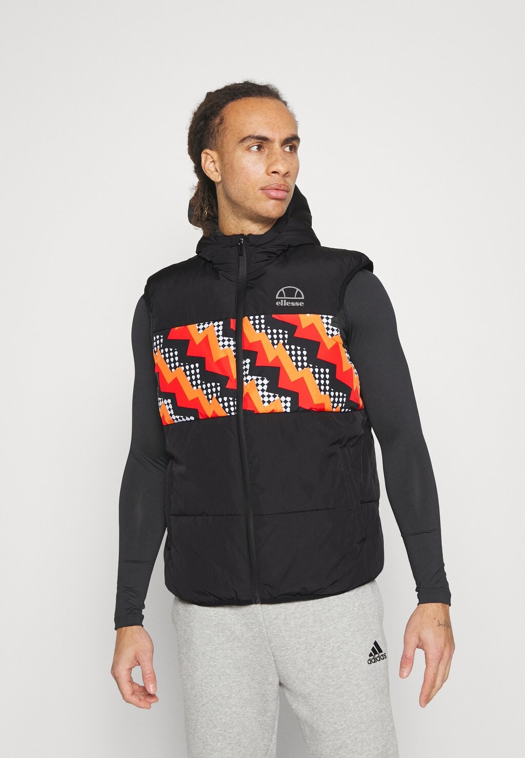 

Жилет Ellesse