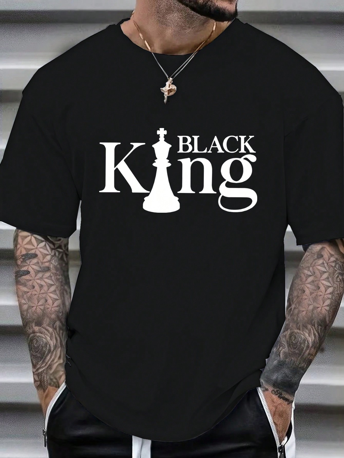 Мужская футболка больших размеров с шахматным узором и буквенным принтом, черный