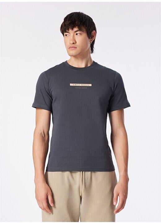 

Зеленая мужская футболка с круглым вырезом JPRBLUHUNTER TEE SS CREW NECK EXC Jack & Jones, зеленый