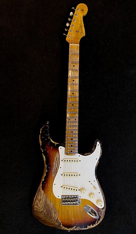 Электрогитара Fender Custom Shop LTD Red Hot Stratocaster