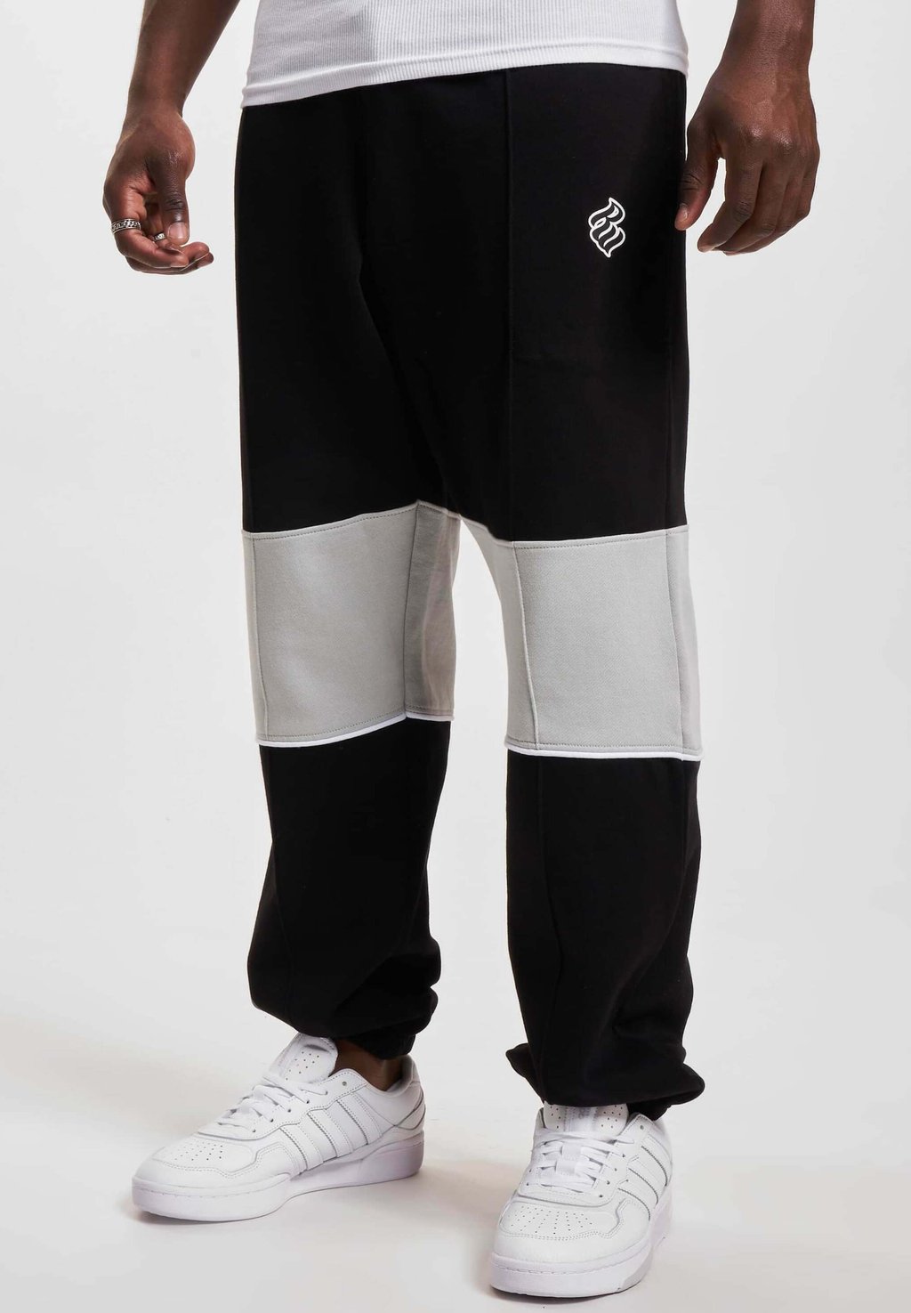 Спортивные штаны STREET JOGGING Rocawear, цвет black