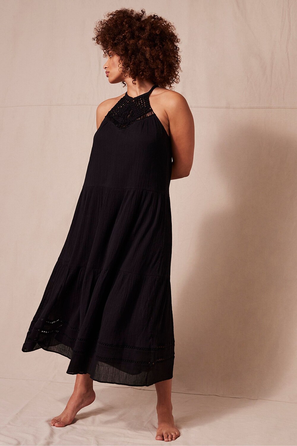 

Черное платье макси крючком Mint Velvet, черный