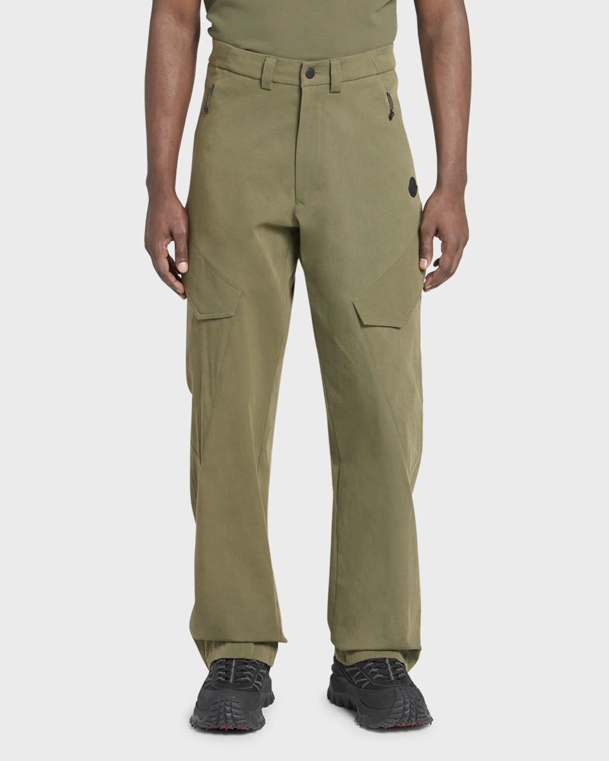 Мужские брюки карго из габардина Moncler, цвет Dark Green