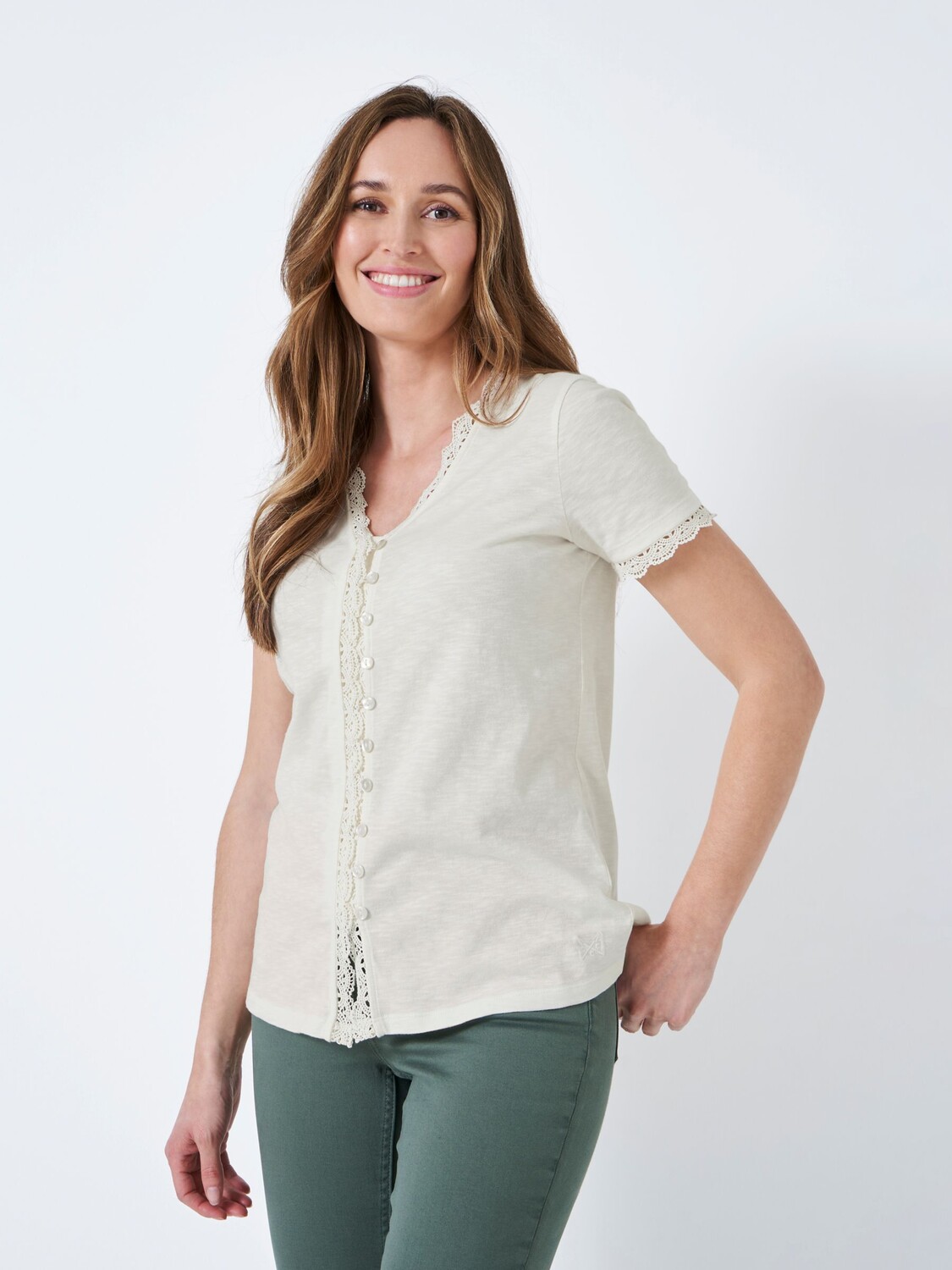 

Топ Jollie с кружевной отделкой Crew Clothing, крем