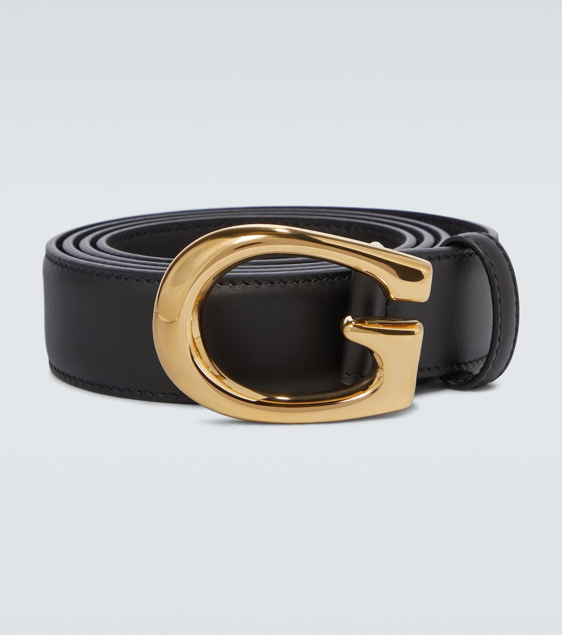 

Тонкий кожаный ремень с пряжкой G Gucci, черный