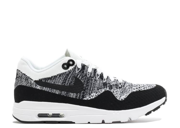 Nike air max store flyknit white