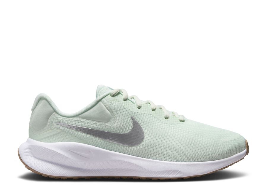 

Кроссовки Nike Wmns Revolution 7 Wide 'Barely Green Metallic Silver', зеленый