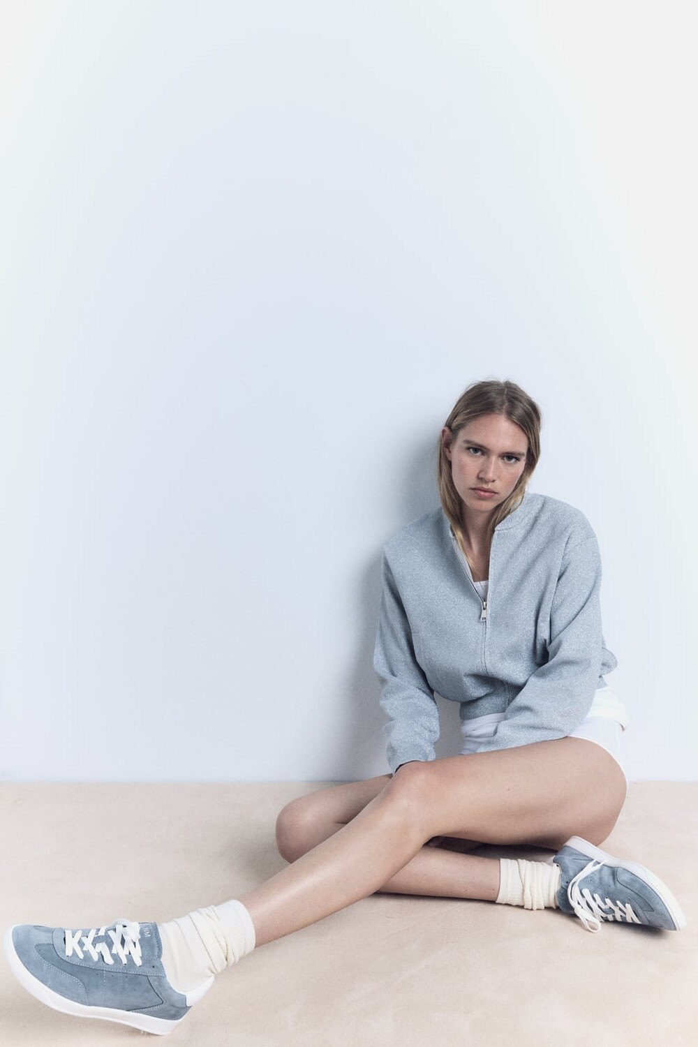 

Кожаные кроссовки ZARA, синий