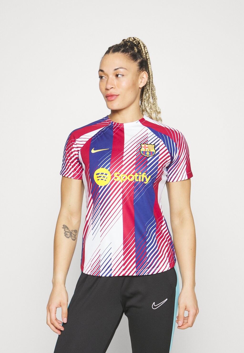 

Футболка Nike