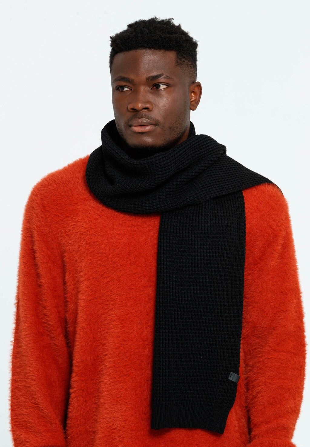 

Шарф Bickley+Mitchell, черный
