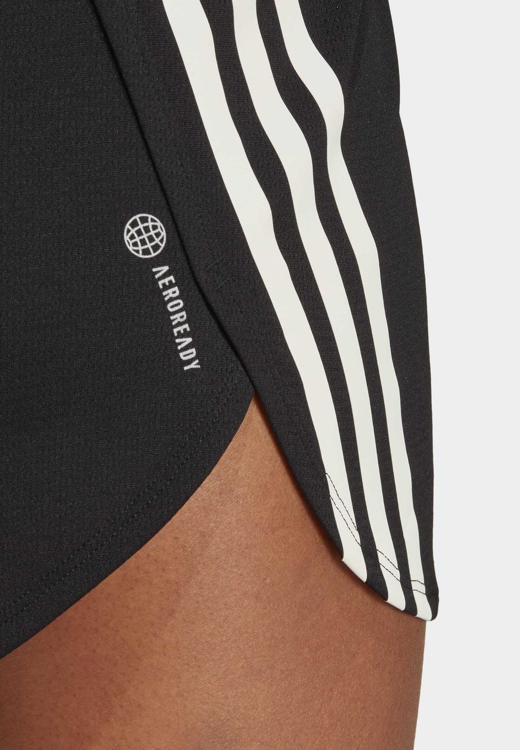 Adidas 3 Stripes Running shorts