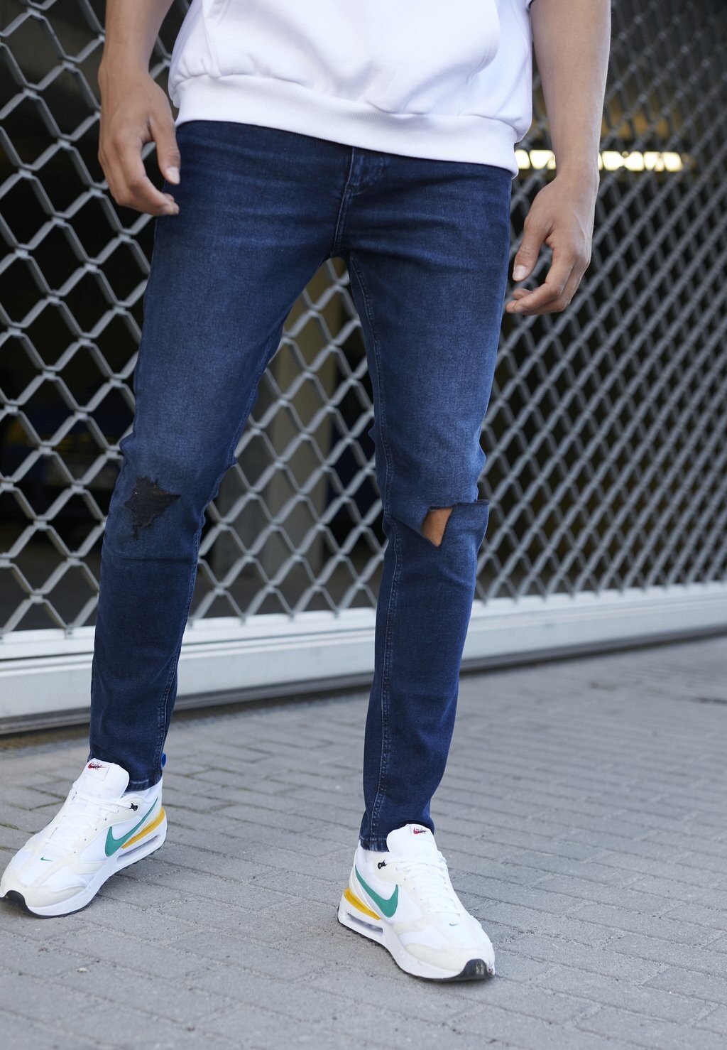 

Джинсы Slim fit Tommy Jeans