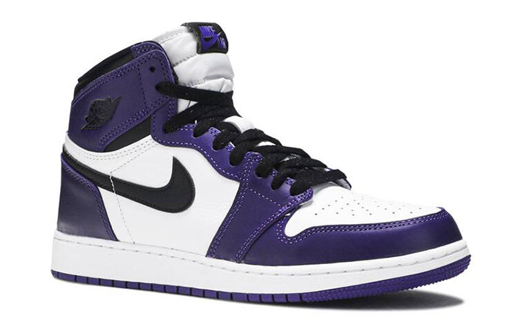 

Кроссовки Air Jordan 1