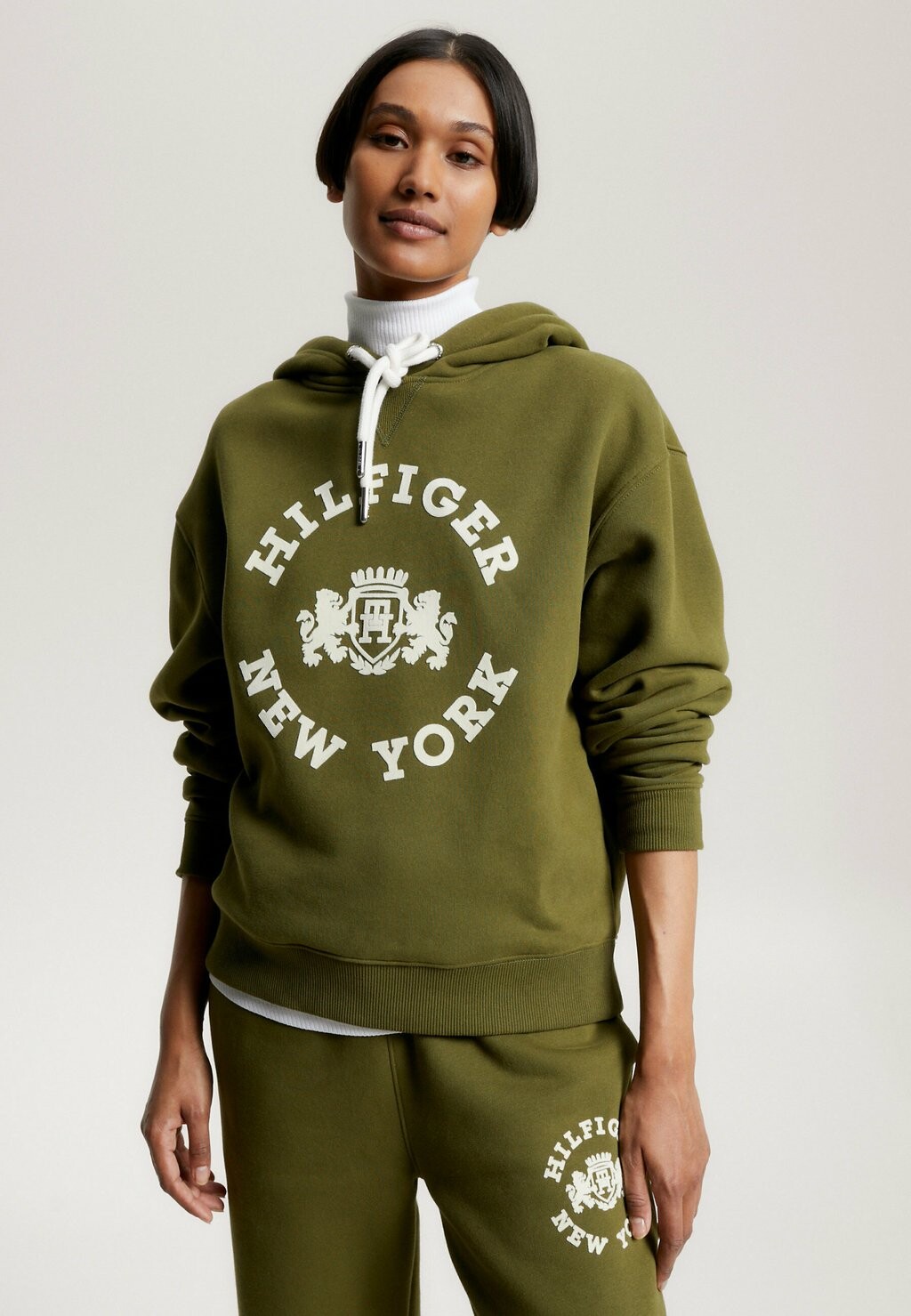 

Толстовка Reg Varsity Flock Tommy Hilfiger, цвет putting green
