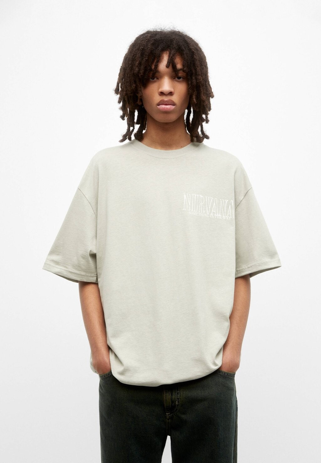 

Футболка с принтом PULL&BEAR, хаки