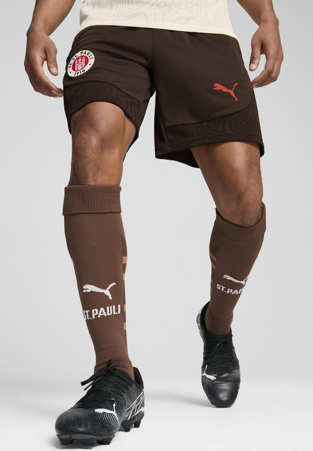 

Спортивные шорты Puma, темно-шоколадно-красные