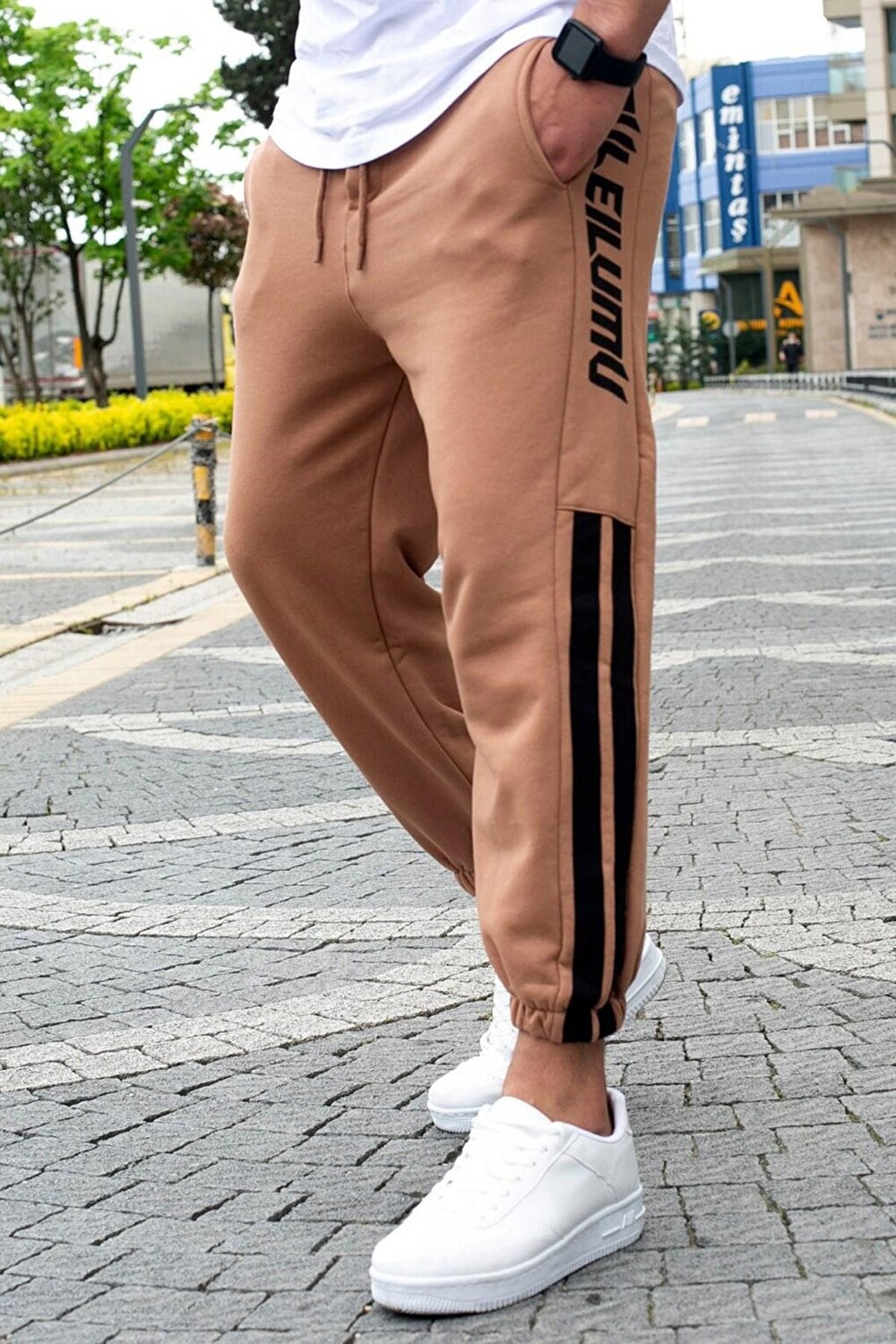 

Мужской спортивный костюм Camel Oversize с короткими штанинами 4833 MADMEXT