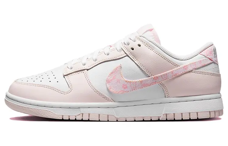 

Кроссовки женские Nike Dunk Low Pink Paisley