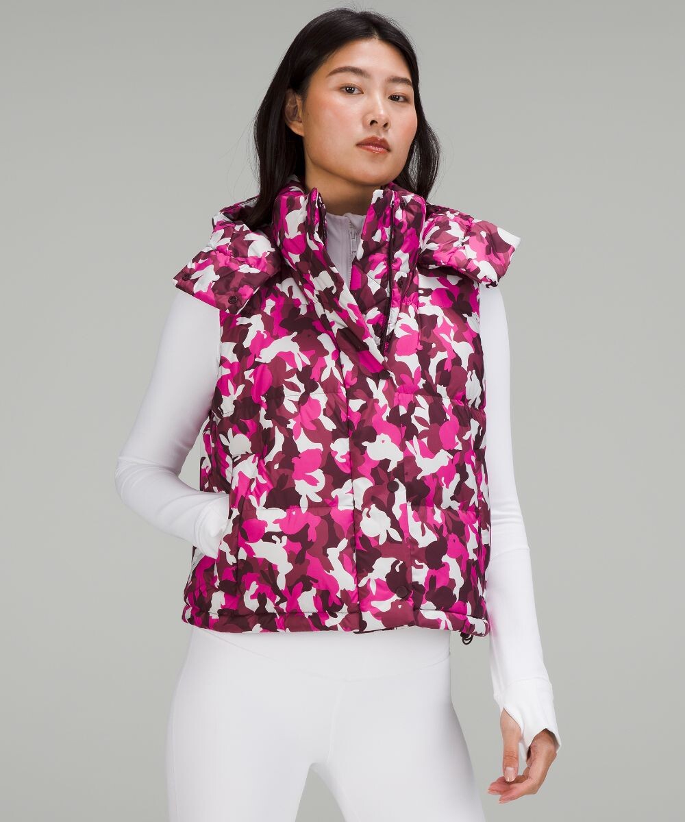 

Укороченный жилет New Year Wunder Puff Lululemon, розовый
