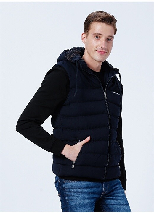 

Мужской однотонный пуховик с воротником Lee Cooper