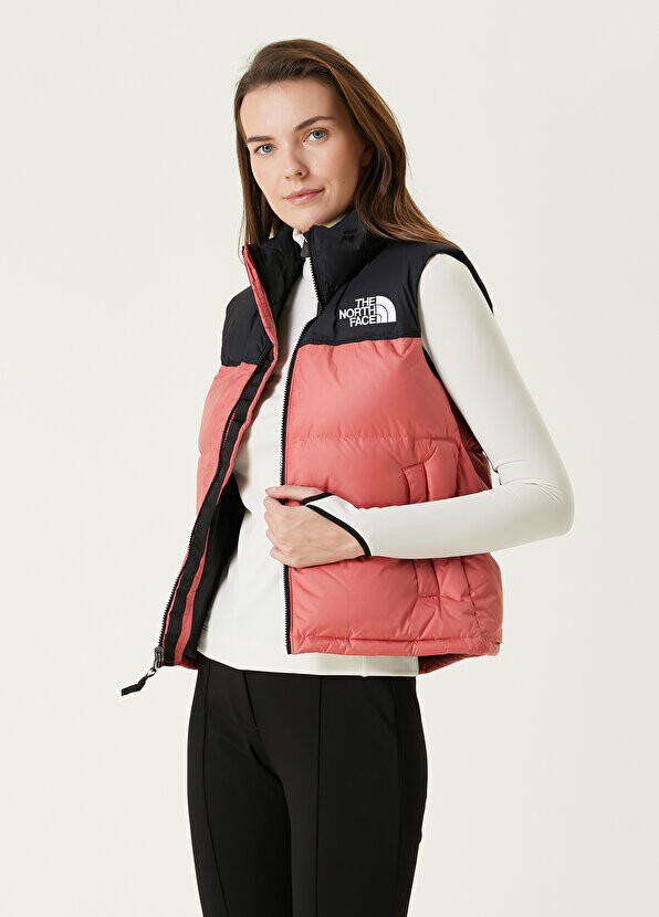 

Розовый пуховый жилет nuptse 1996 года в стиле ретро The North Face