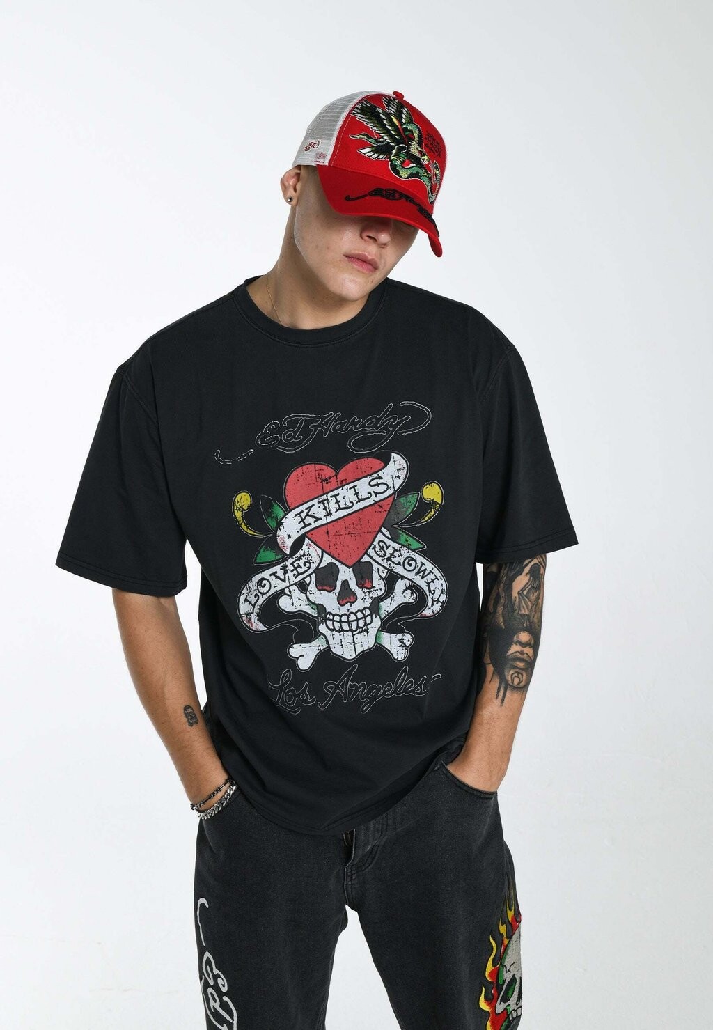 

Футболка с принтом Ed Hardy, черный