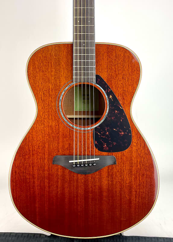 

Акустическая гитара Yamaha FS850 Concert Acoustic Guitar