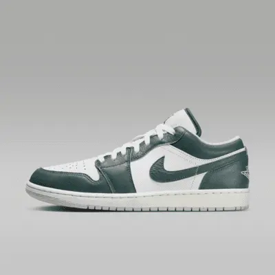 

Кроссовки Jordan Air 1 Low SE, цвет Oxidized Green/White/Sail/Oxidized Green