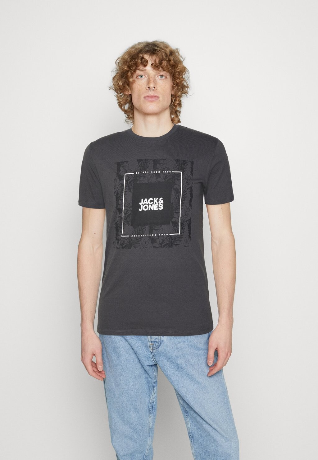 

Футболка с принтом Jack & Jones, серый