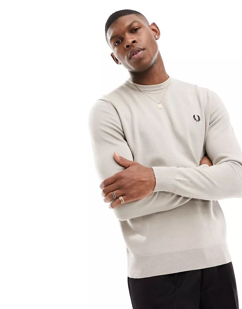 

Классический бежевый свитер с круглым вырезом Fred Perry, Серый