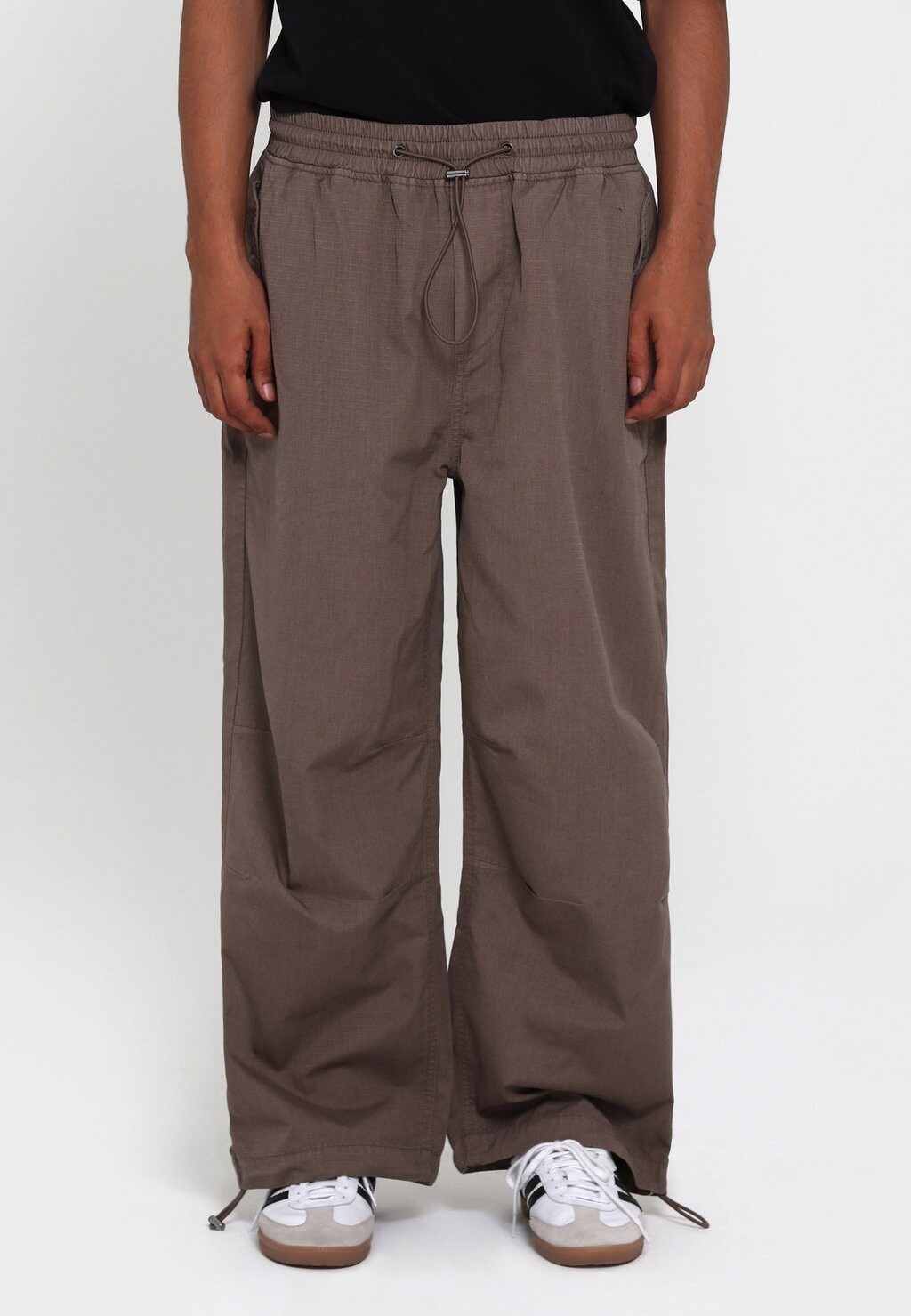 

Брюки LOW LIGHTS STUDIOS UNISEX PARACHUTE, коричневый