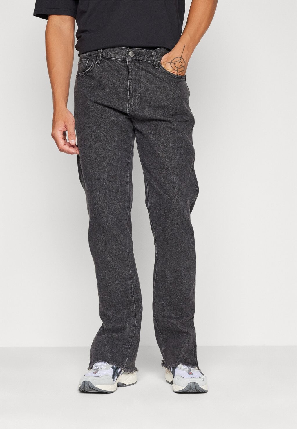 

Джинсы-сигареты Slim Straight Fit Unisex YOURTURN, цвет black denim
