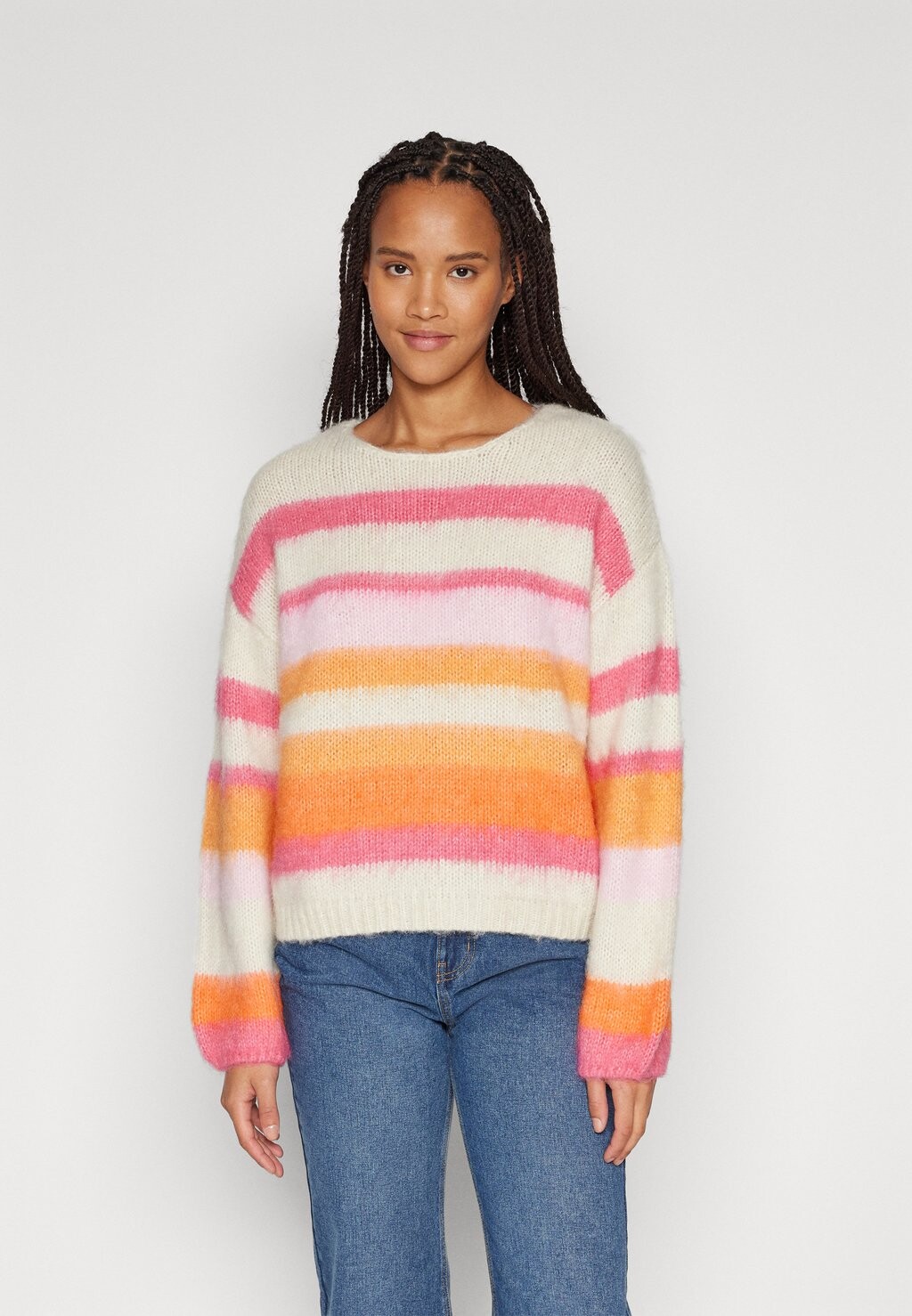 

Свитер Pcdica Pieces, цвет birch/multi hot pink