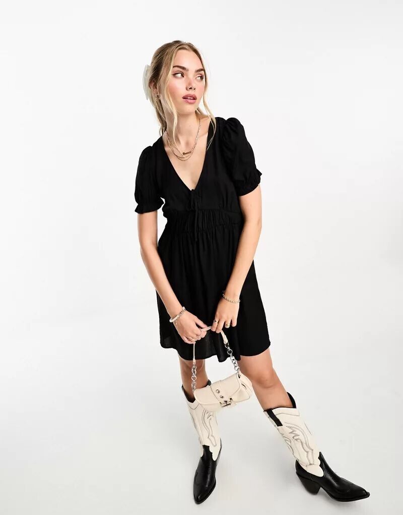 

Черное свободное платье мини с пышными рукавами Monki