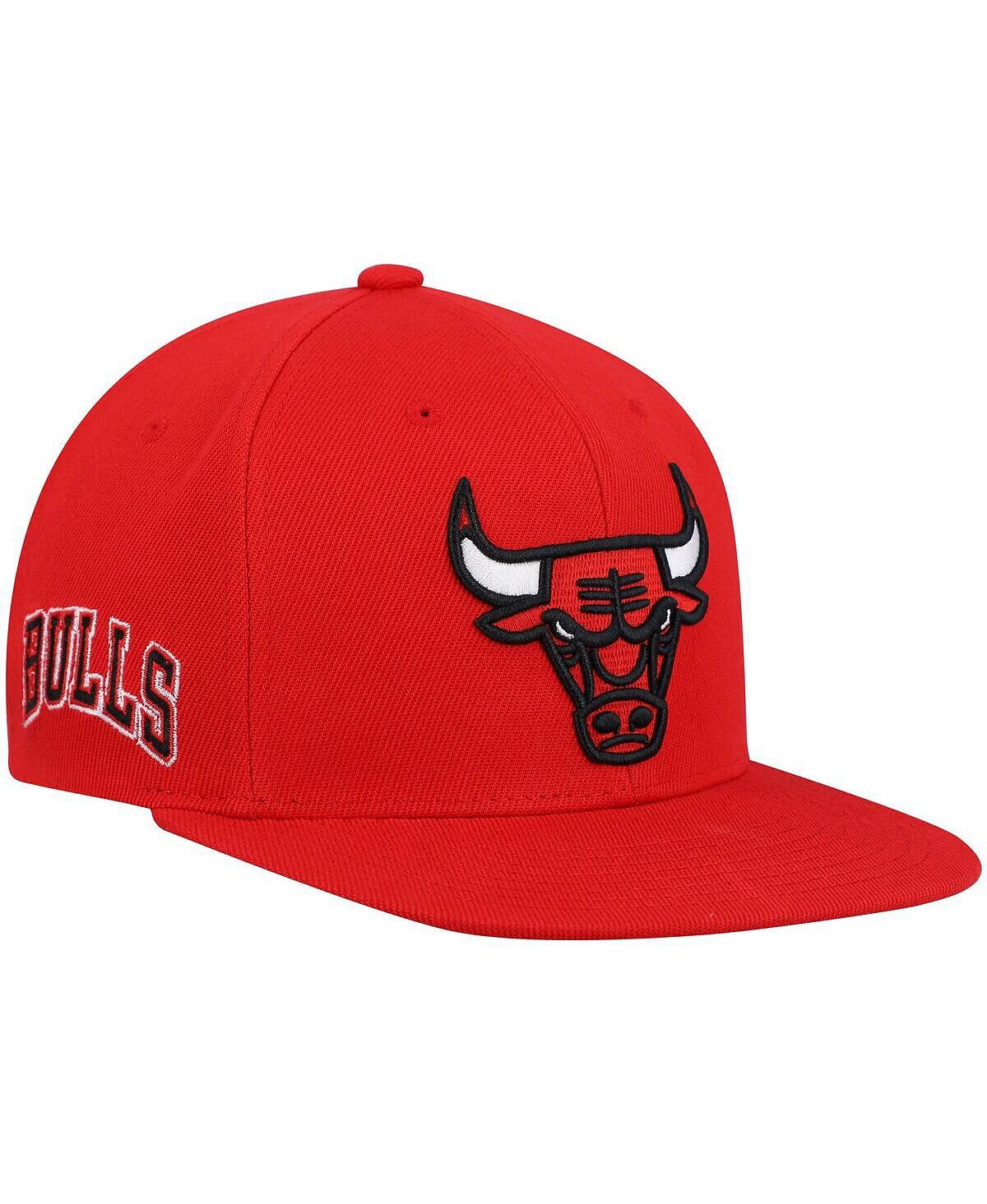 

Мужская красная кепка Chicago Bulls Core с застежкой сбоку Mitchell & Ness
