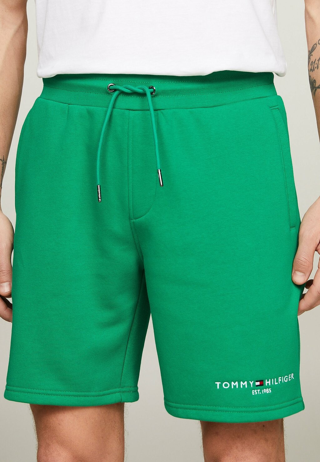 

Шорты Tommy Hilfiger, зеленый