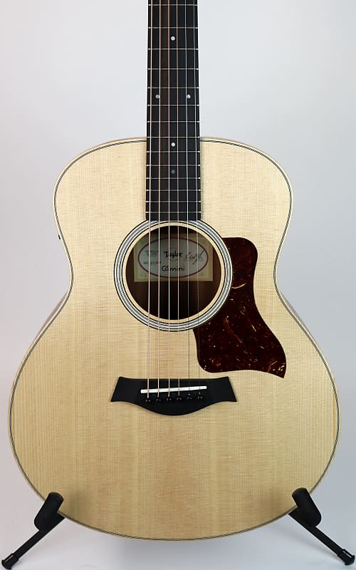 Акустическая гитара Taylor GS Mini-e Quilted Sapele Limited Edition