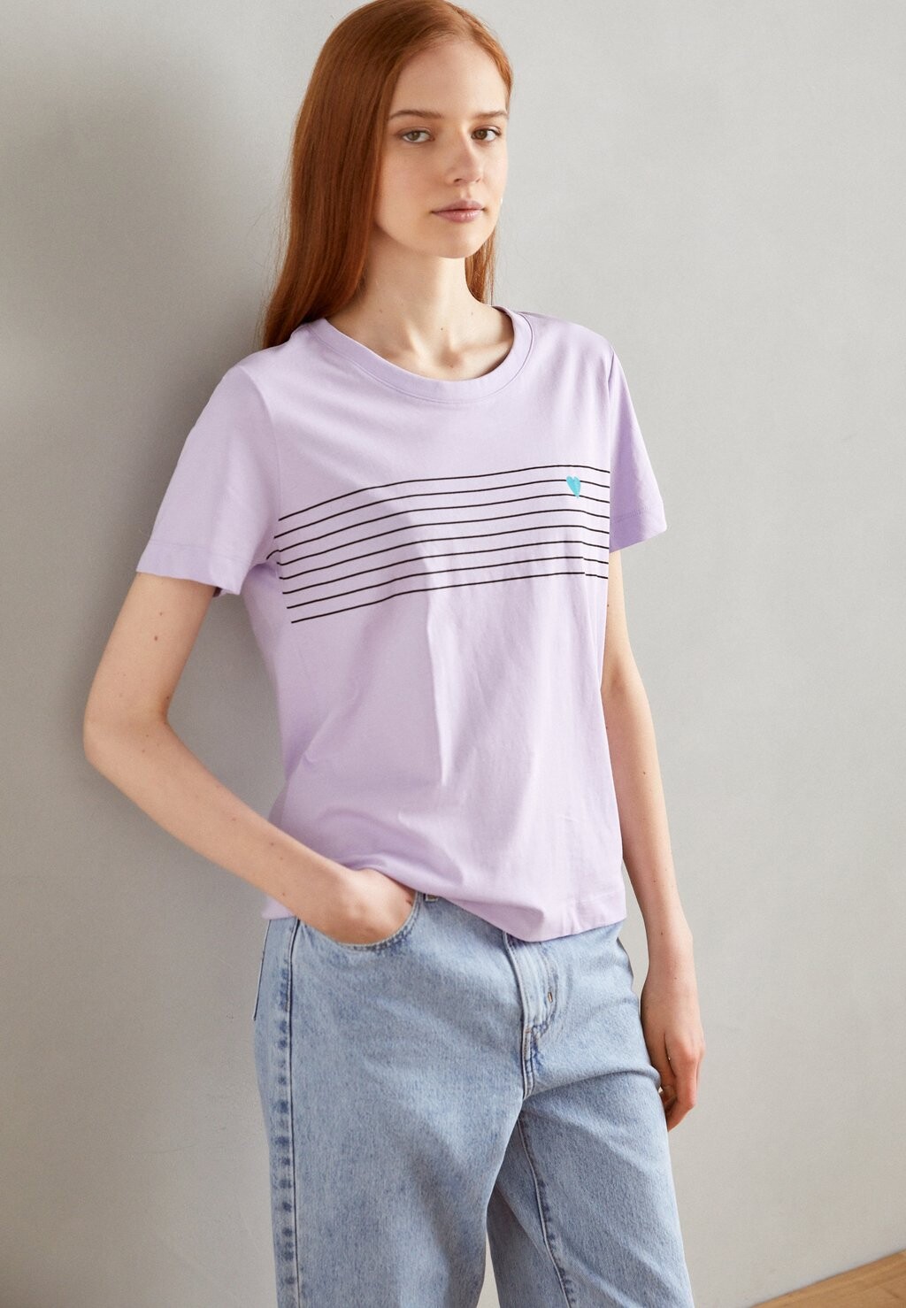 

Футболка с принтом Esprit, сирень