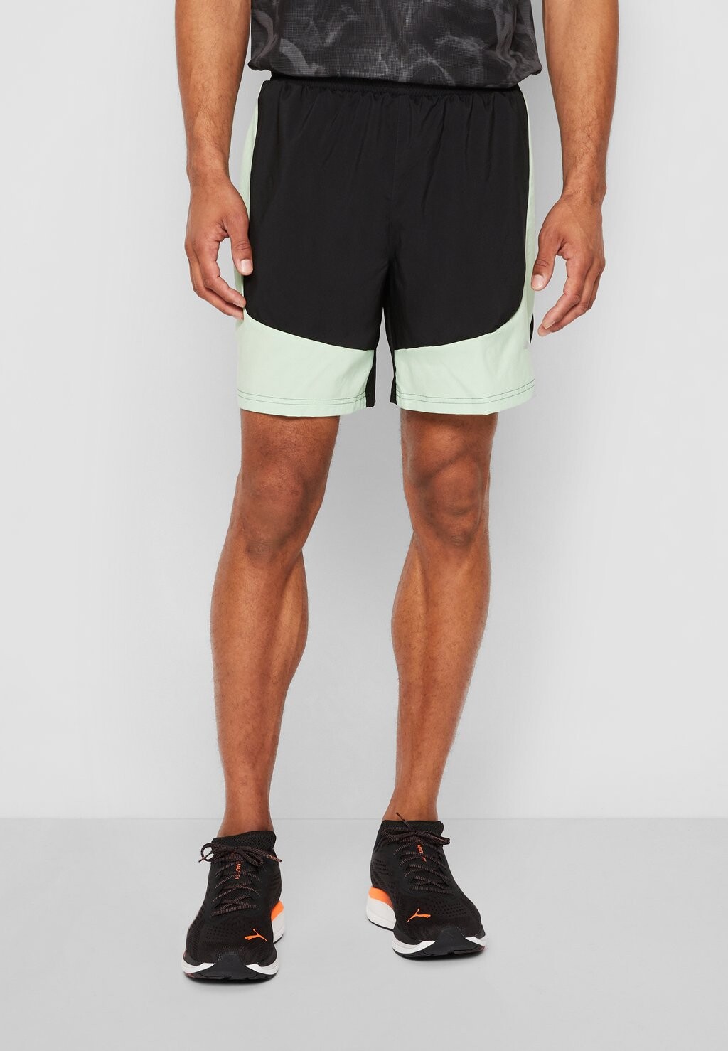 

Спортивные шорты Puma