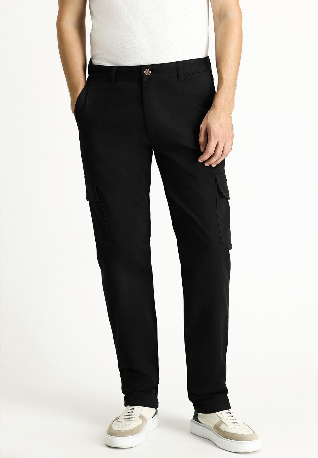 

Брюки карго REGULAR FIT Kigili, черный