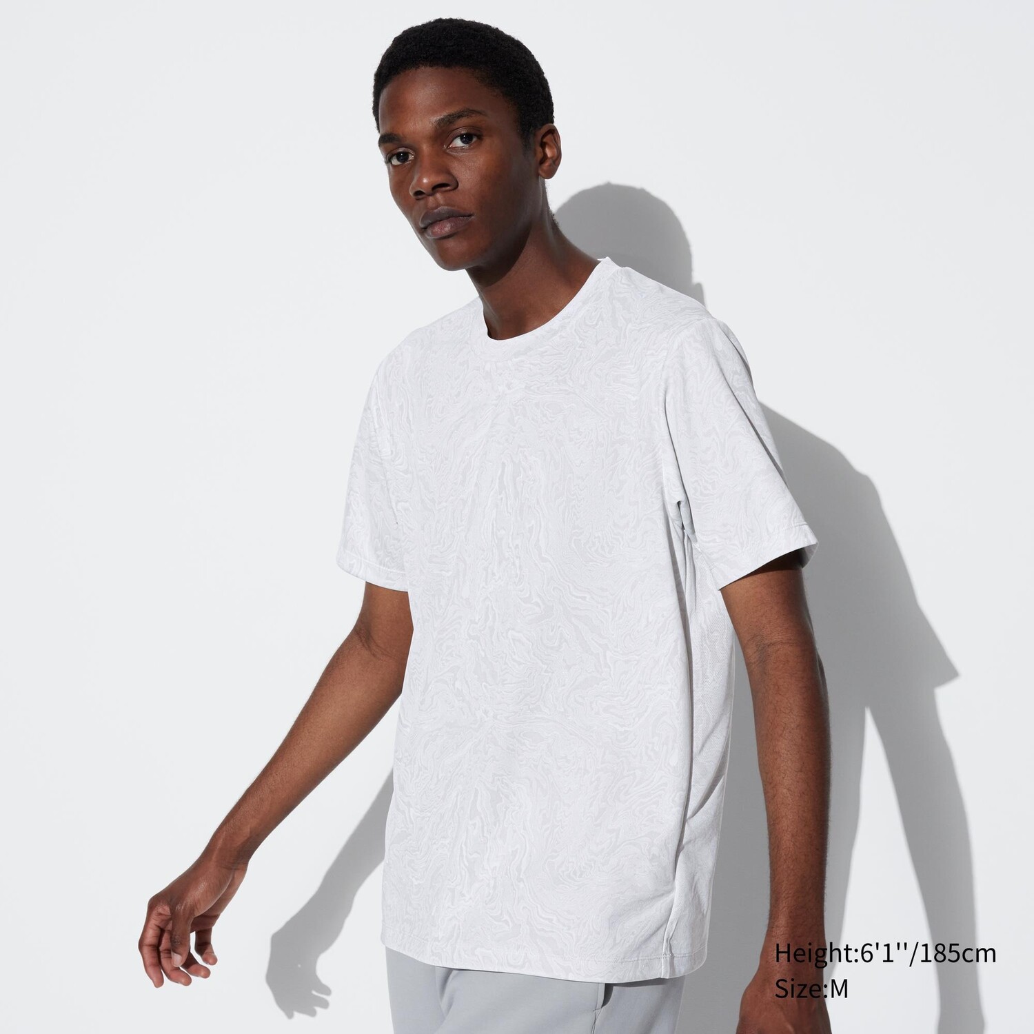 

Футболка dry-ex с принтом UNIQLO, серый