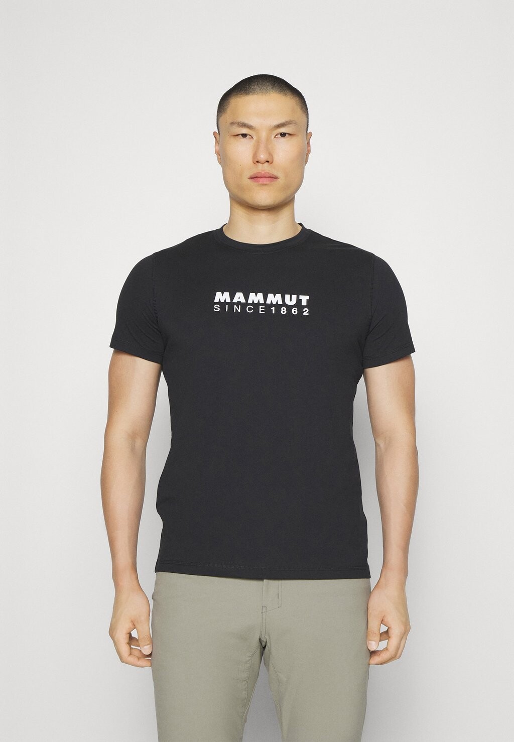 

Футболка с принтом Mammut, черный