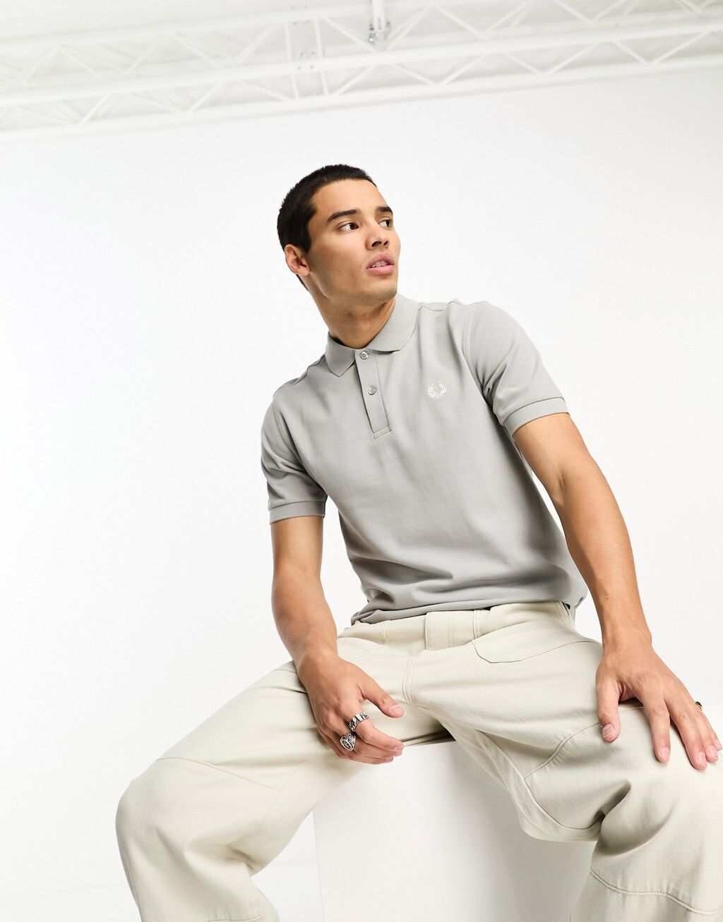 

Однотонная рубашка-поло Fred Perry