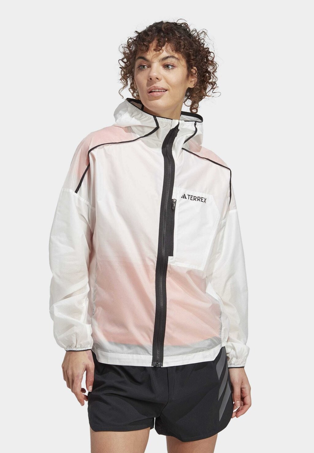 

Ветровка Adidas